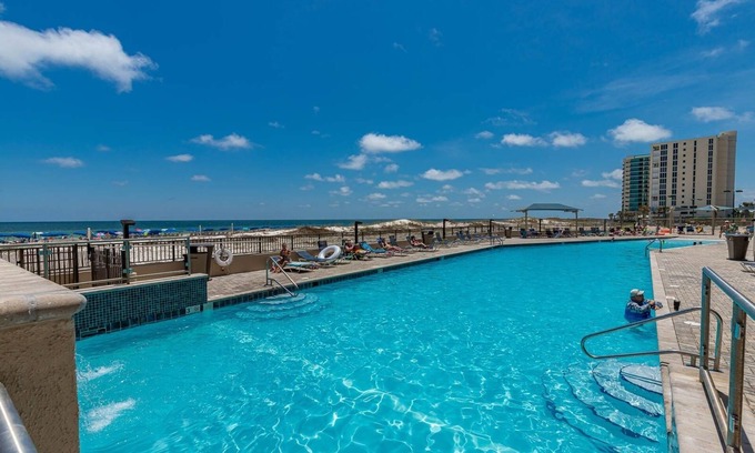 Orange Beach East Condo | Phoenix X 1104 3 Bedroom Condo