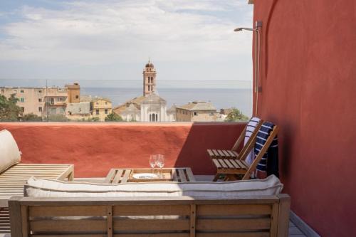 Bastia Apartment | PIAZZA DA Appartement centre-ville avec Terrasse panoramique vue mer