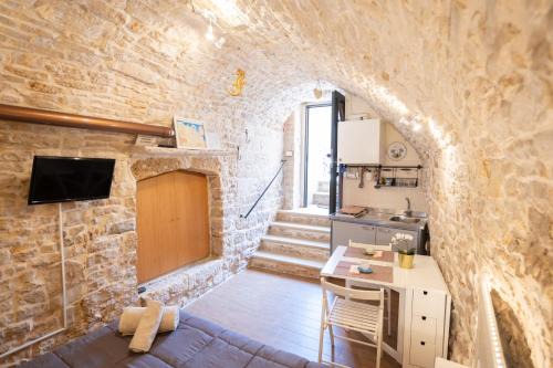 Giovinazzo House | Piccola Pietra Bianca