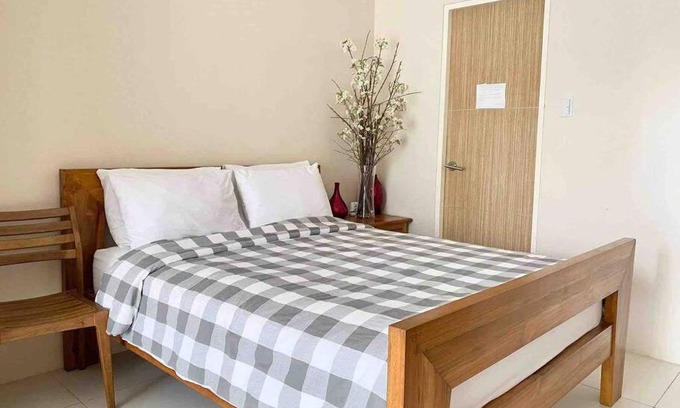 Nasugbu Apartment | Pico de Loro - Minimalist 1BR (Nasugbu, Batangas)