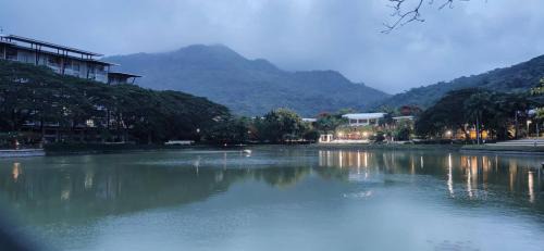 Nasugbu Apartment | Pico De Loro Myna A Batangas
