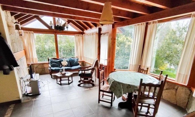 San Carlos de Bariloche Cabin | Picturesque Cabin in Bariloche
