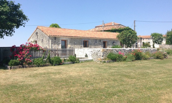Bessac House | Picturesque, great location & a POOL! Great for families and friends!