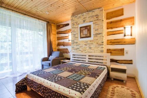 Tatariv Hotel | Pid Khomiakom
