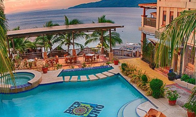 Bauan Hotel | Pier Uno Dive Resort