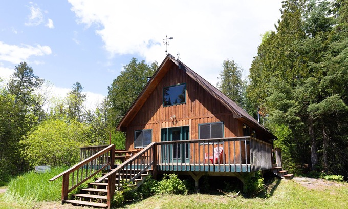 Grand Marais Cabin | Pike Lake Get-Away in Grand Marais, MN.Lakeside Haven Sleeps 5