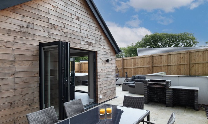 St. Florence Cottage | Pine Cottage