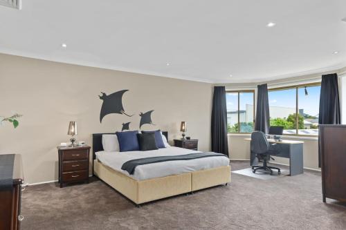 Shell Cove House | 'Pineview Escape' Generous Comfort for Families