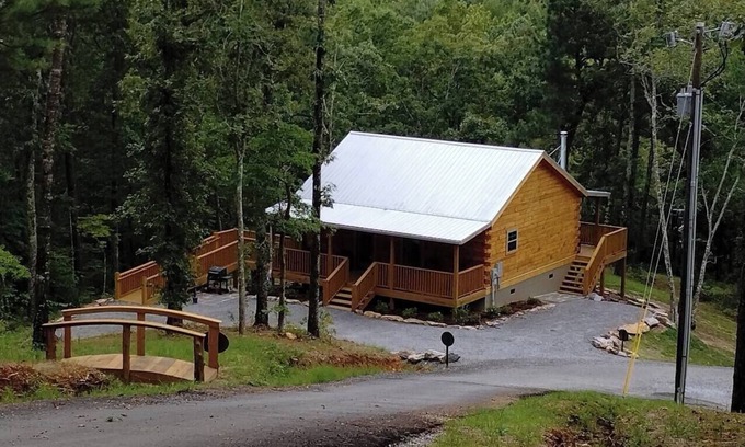 Talladega Cabin | Pinhoti Ridge Retreat Cabin 1, Pinhoti Path