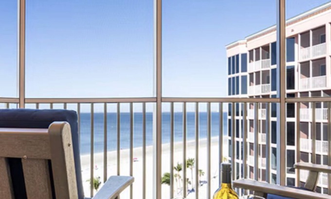 Fort Myers Beach Apartment | Pink Shell Resort & Marina nWhite Sand Villasn25% Off Resort Ratesn2 BD unit