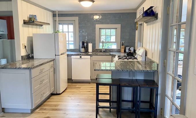 Barnstable County Cottage | Piping Plover-A Classic Cape Cottage