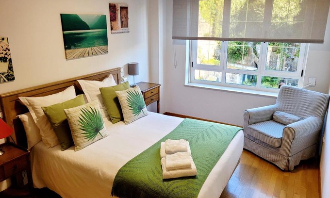 Santiago de Compostela Apartment | Piso con garaje en la entrada del camino portugués