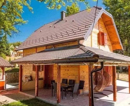Konjska Reka House | Planinske kuće Anika Tara minimum 2 noćenja