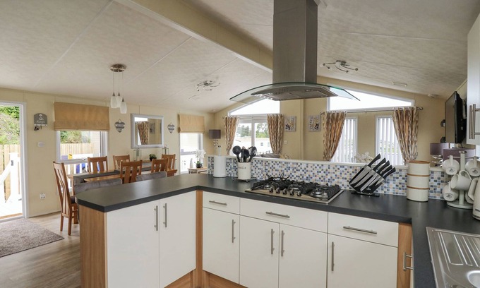 Borth Cottage | Platinum Lodge