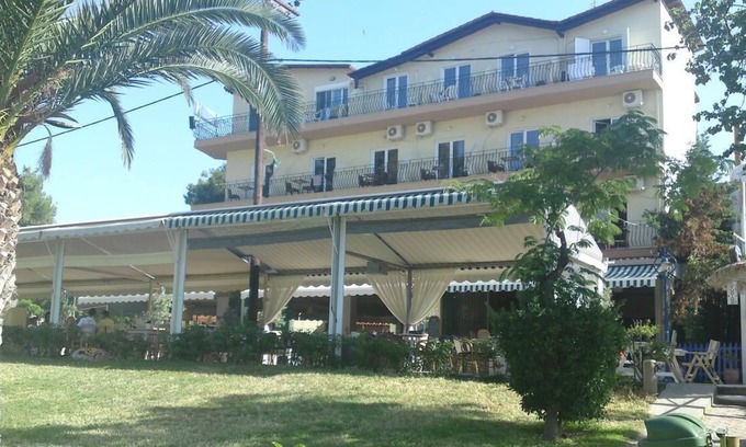 Haniotis Hotel | Plaza Hotel