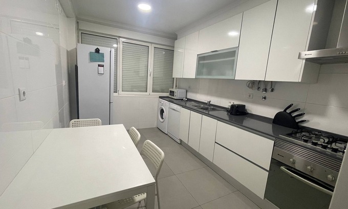 Benfica Apartment | Pleasant Apartment 1 Suite + 1 - 5min Fonte Nova Shopping Center - Benfica