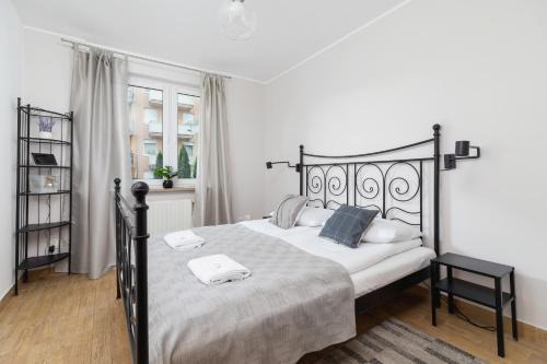 Lagiewniki Apartment | Pleasant Apartment with Terrace Cracow by Noclegi Renters