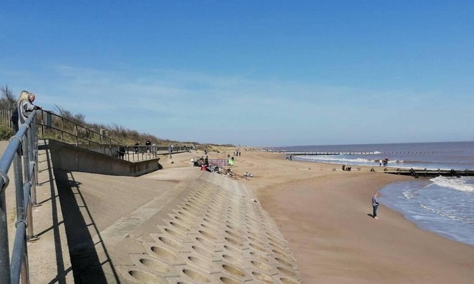 Skegness Apartment | Pleasure Beach Apartment With Garden