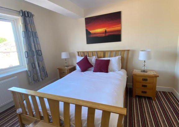 Maidstone House | Plumpton Walk
