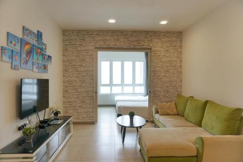 Taman Jubilee House | PM Octagon Ipoh Suites & Apartment 1