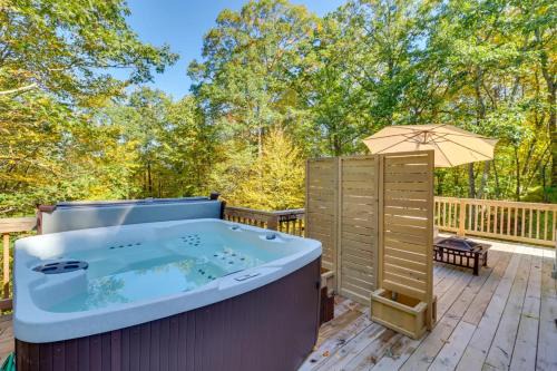 East Stroudsburg House | Pocono Getaway A frame Cabin w/Hot Tub Sauna