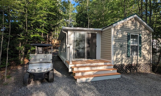 Brunswick Cabin | Point Sebago Resort - Cottage Rental close to the Beach and Amenities!