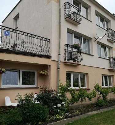 Mielno House | POKOJE GOŚCINNE BRYZA