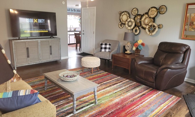 Glasgow House | POLLY'S PARADISE.nClose to caves and lakes. nLuxurious, clean, beautiful!nnnn