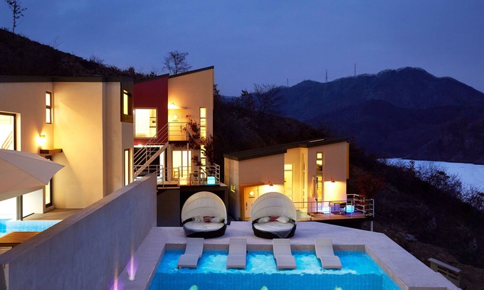 Gapyeong Apartment | Pool Villa Shiny River