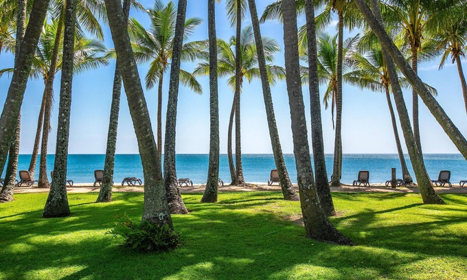 Palm Cove Apartment | Poolside Apt In Alamanda Beachfront Resort 41
