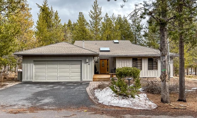 Deer Park House | Poplar Paradise