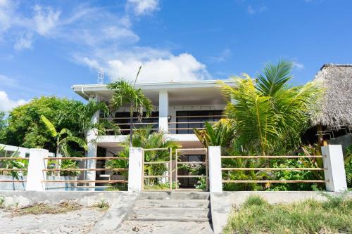 Popoyo Villa | Popoyo Beachfront Apartment, Oceanview and Terrace