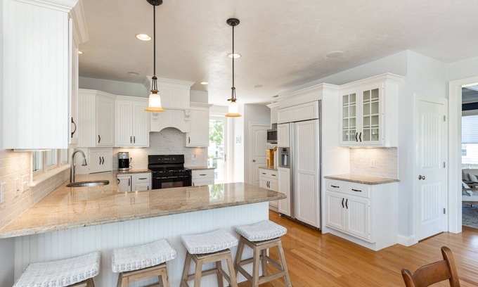 Popponesset House | Popponesset Beach Home, 3 bedroom, sleeps 7