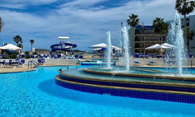 Port Aransas Resort | Port Royal Ocean Resort & Conference Center