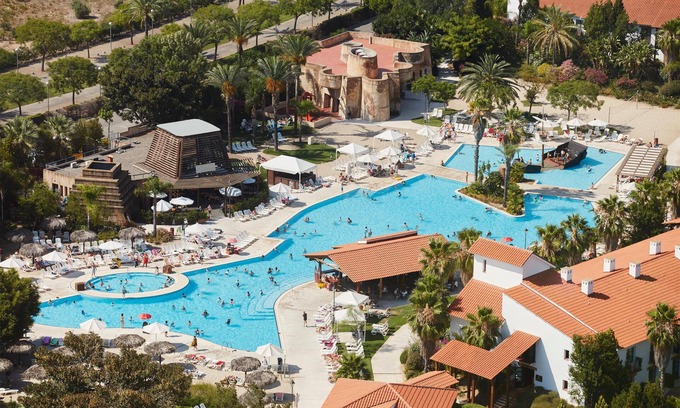 Salou Resort | PortAventura Hotel El Paso - Includes unlimited access to PortAventura Park & 1 access to Ferrari Land