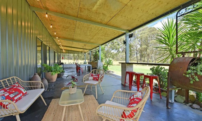 Keinbah House | Porter Place at Poppy Hill Farm