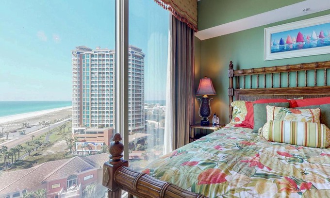 Pensacola Beach Apartment | Portofino #1103