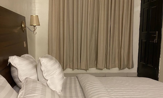 Ofin Hotel | Posh Hotel And Suites