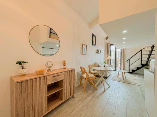 Gambetta Apartment | Potiers - parking, Wifi, 2pers