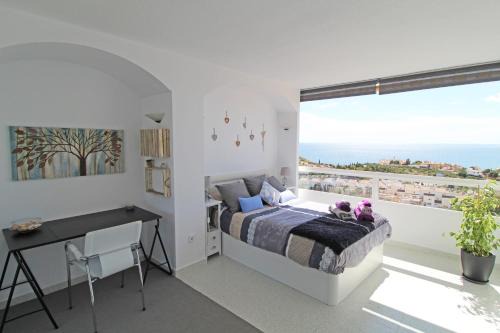Cabo de las Huertas Apartment | Preciosas vistas al mar. Piscina. Playa San Juan