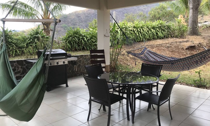 Escobal House | Precious Pacific Sunset View Home