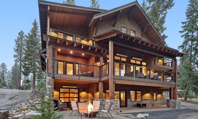 Cle Elum House | Premier 5-Suite Suncadia Golf Home *w/hot tub, sauna and game/media level*