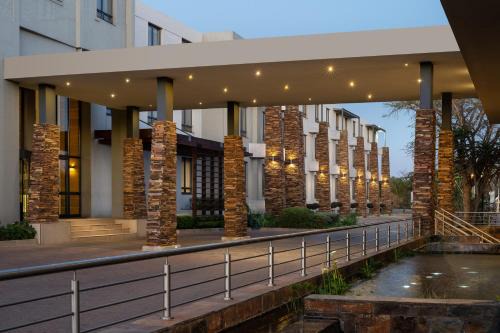 Greater Johannesburg Metropolitan Area Hotel | Premier Hotel Midrand