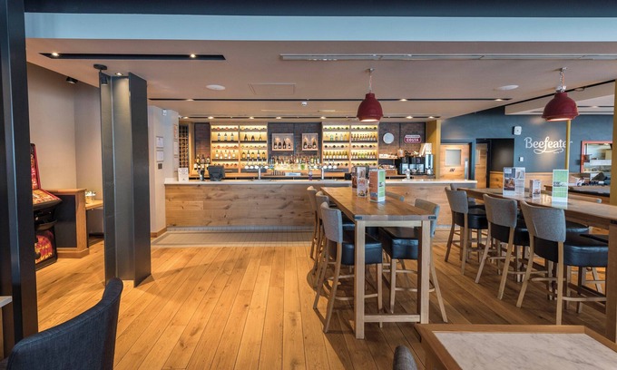 Cleedownton Hotel | Premier Inn Birmingham Longbridge