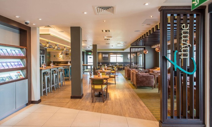 Gillingham Hotel | Premier Inn Chatham/Gillingham - Vic Pier