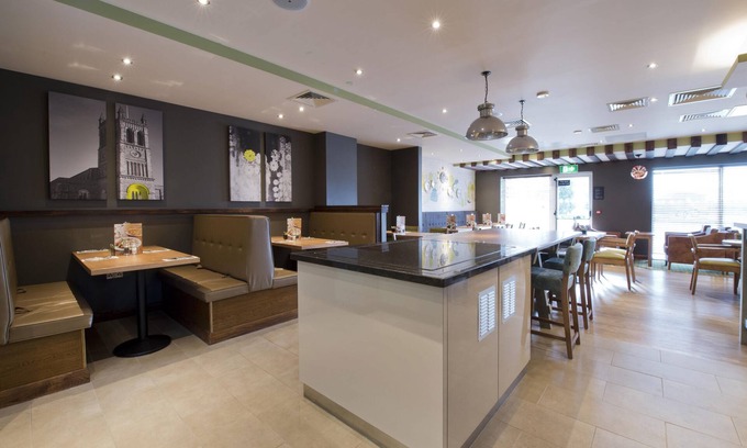 Honiton Hotel | Premier Inn Honiton