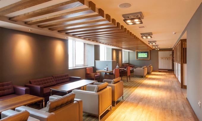 Colindale Hotel | Premier Inn London Hendon - The Hyde
