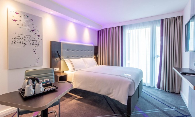 Europaviertel Hotel | Premier Inn Stuttgart City Centre