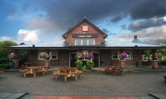 Standish Hotel | Premier Inn Wigan - M6 Jct 27