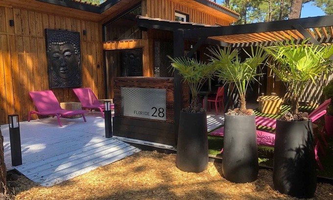Vendays-Montalivet Ski Chalet | Premium chalet 5-7 people in the naturist area N ° 1 in Europe